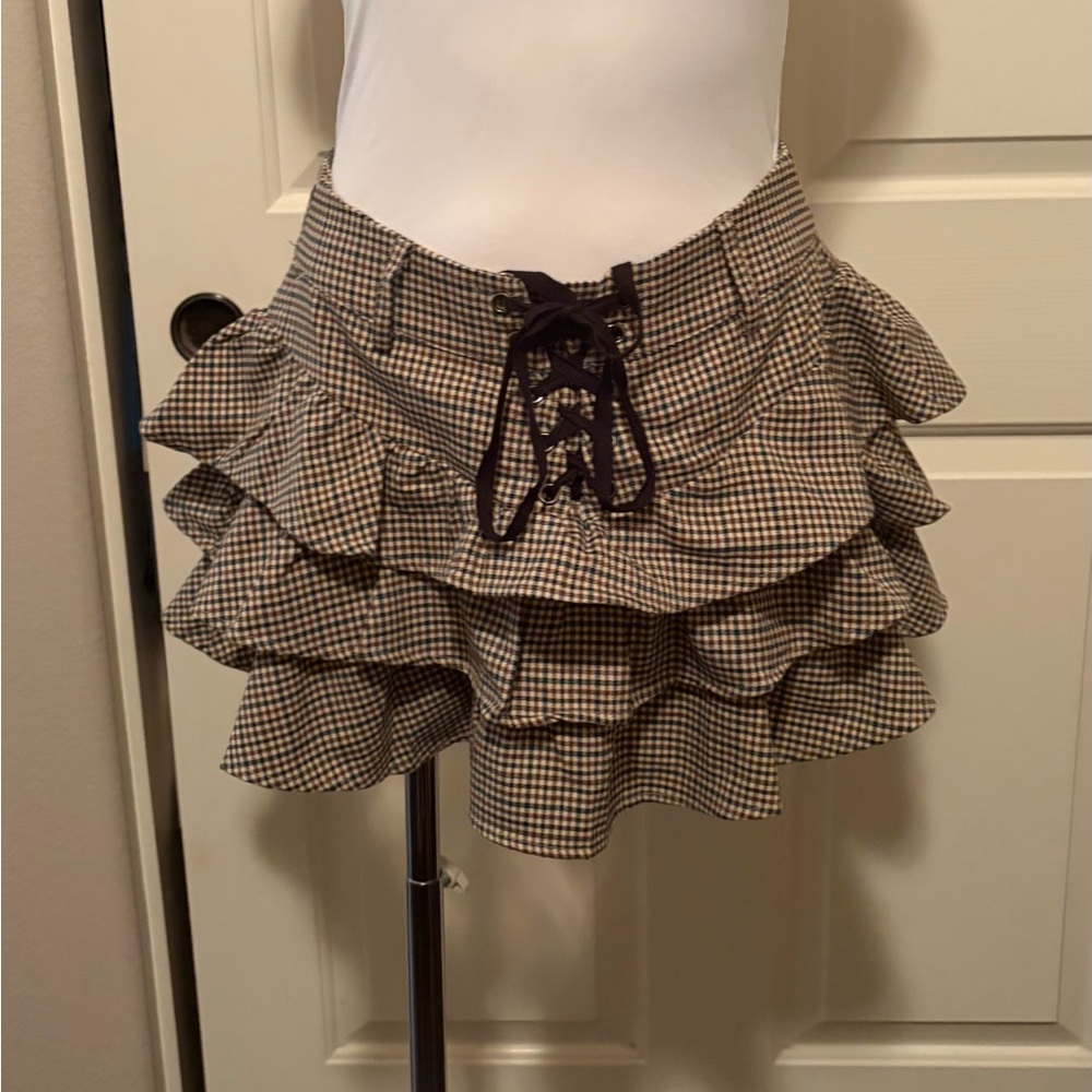Hot Topic Checkered Ruffle Mini Skirt - Picture 3 of 9